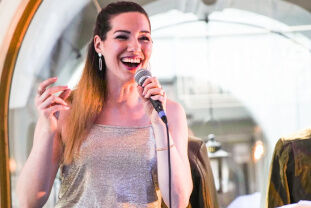 Cantante voce femminile