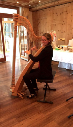 Vittoria Buzzi - ARPA celtica e classica - Solo o Duo con flauto traverso — photo 3