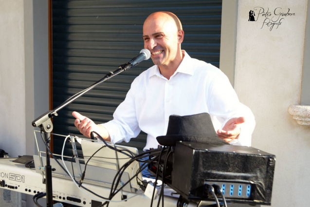 Francolive - Singer/Musician/Entertainer - Solo, Duo, Trio Quartett — photo 14