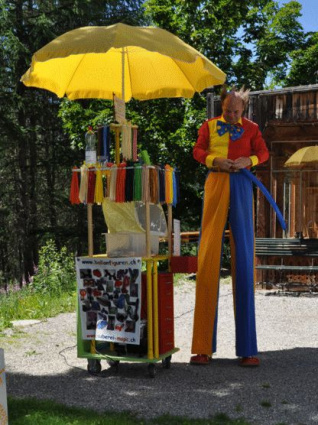 Ramani / Zauberer, Komischer Kellner, Clown, Weihnachtsmann — photo 6