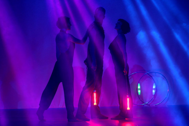LOOOOP Feuer- und Lichtshow — photo 2