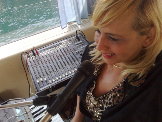 Mary Sax &amp;amp; Dj/Pianobar — photo 11