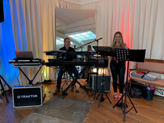 Duo Claudia &amp;amp; Marcello -  Live Music &amp;amp; DJ Performance — photo 16