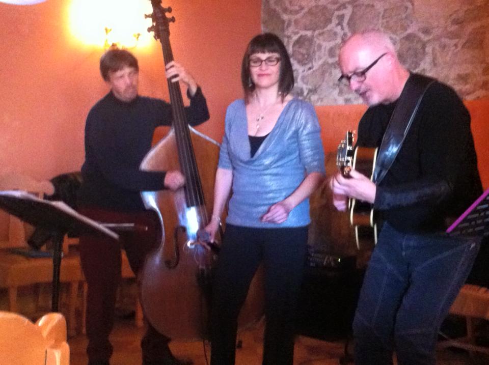 Lilly Jazz Trio — photo 3