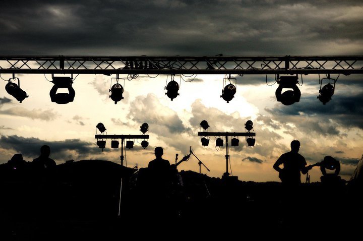 Dj and musician ,guitar player n singer — photo 4
