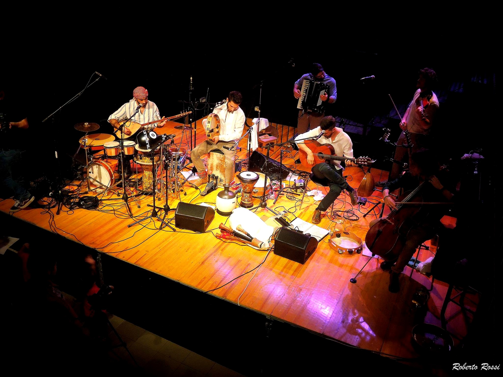 Domo Emigrantes - Italian &amp;amp; Mediterranean Ethno Folk Music — photo 2