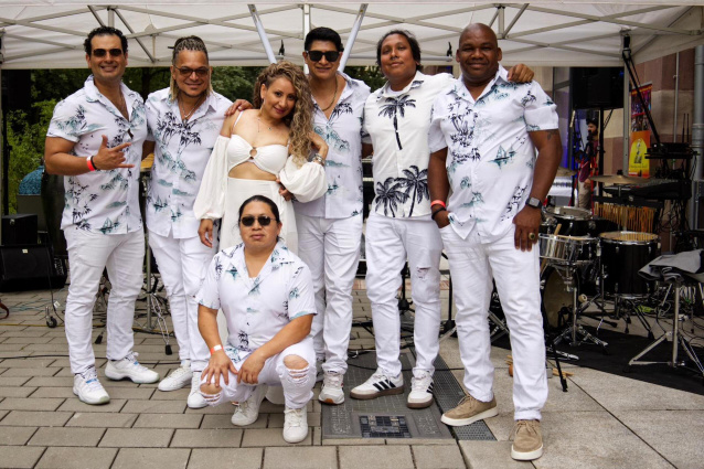 Bienvenidos a la Fiesta de Salsa, Merengue und Bachata...! — photo 12