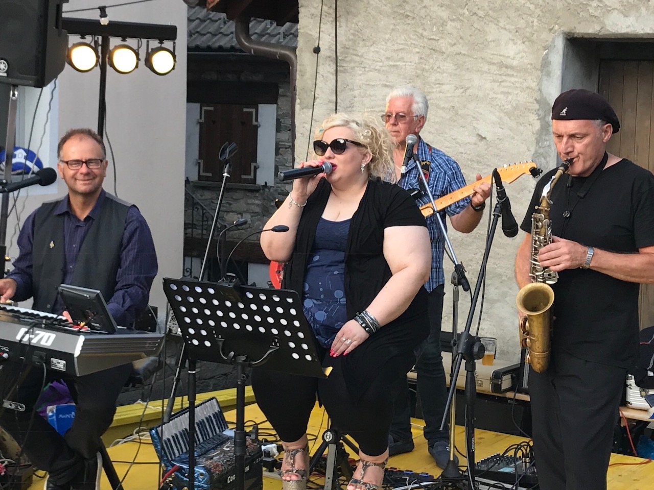 Dany &amp;amp; Friends - Ticino Party &amp;amp; Disco Band — photo 8