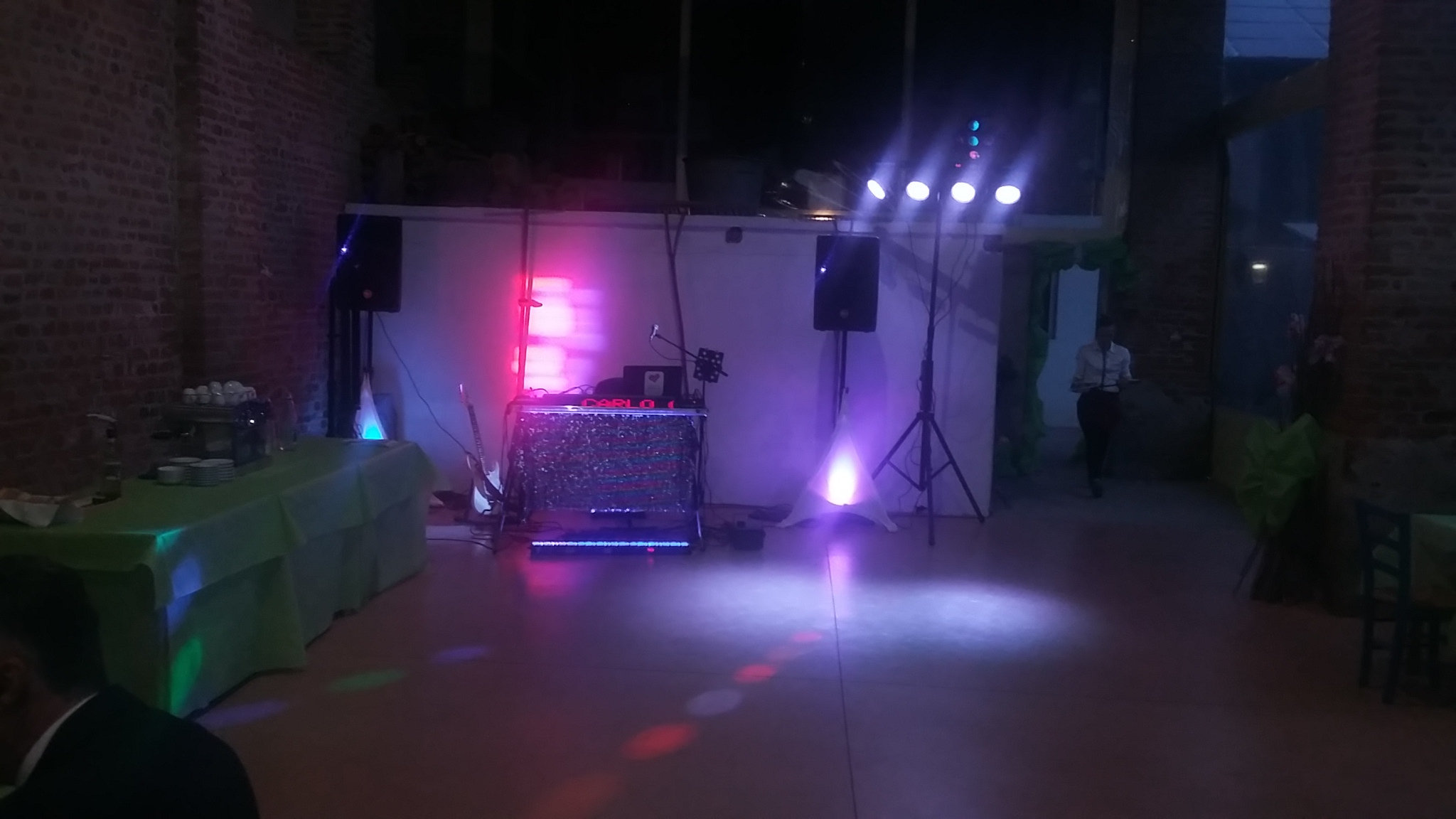 CARLO CASALGRANDI Guitar &amp;amp; Voice and DJ  - MUSIC FOR YOUR EVENTS — photo 10