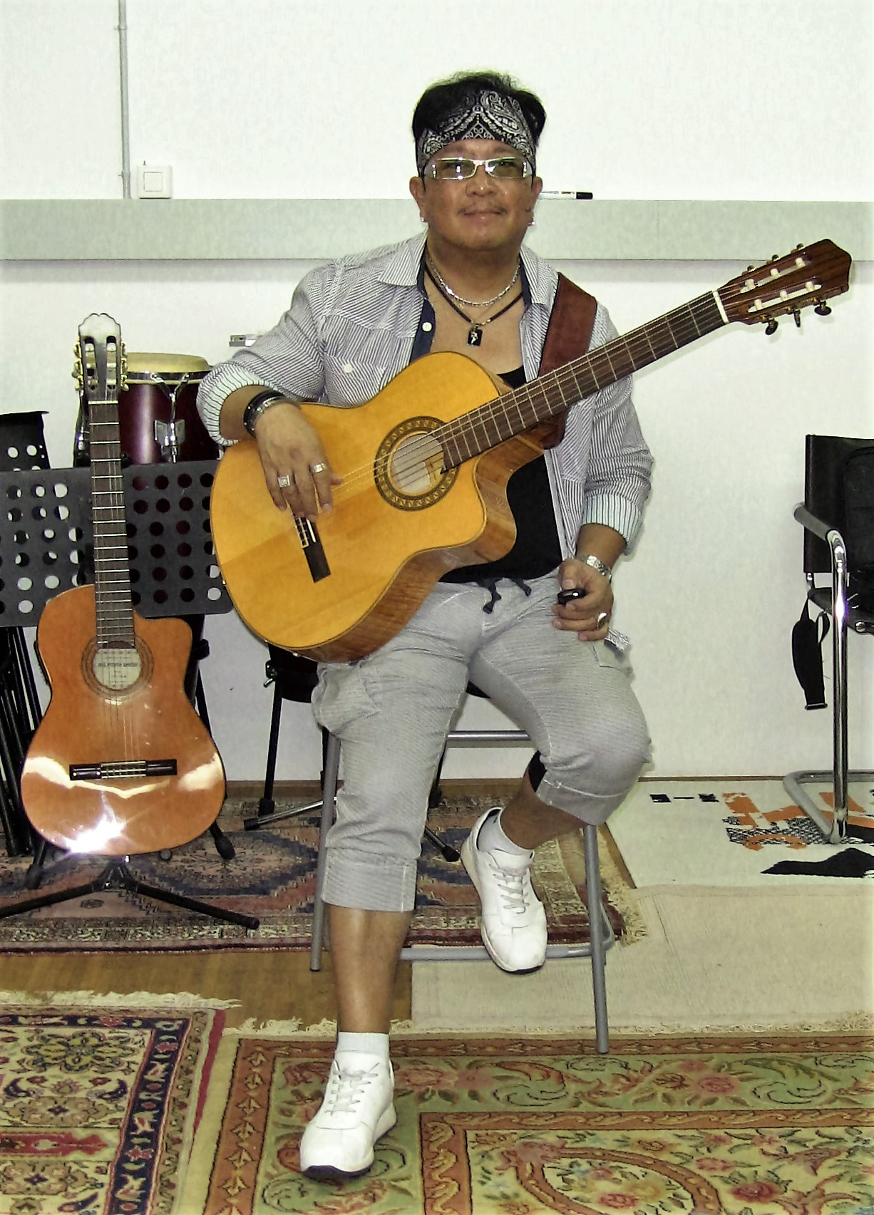 Versatile Solo Musician! — photo 5