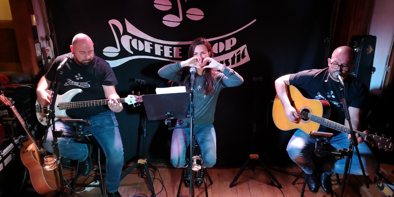 Coffee Shop Acoustic — photo 8