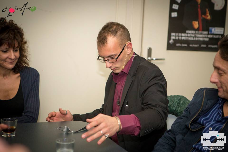 Offar Wolf prestigiatore - mentalista — photo 3