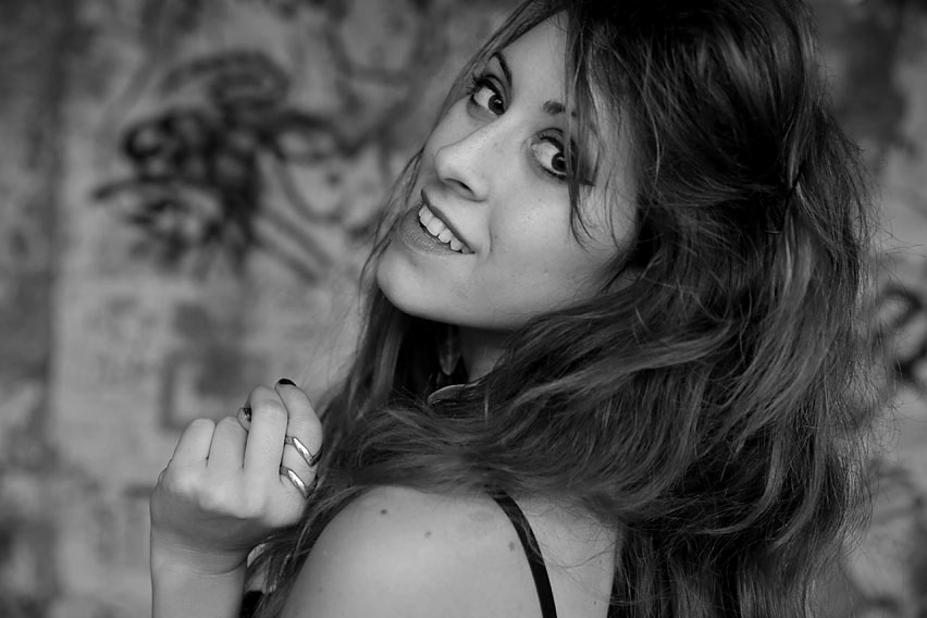 Laura — photo 2