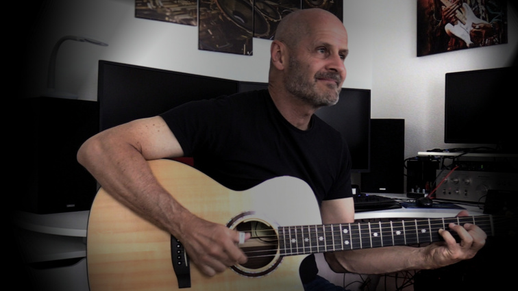 Roberto Colombo Modern Fingerstyle Acoustic Guitar — photo 4