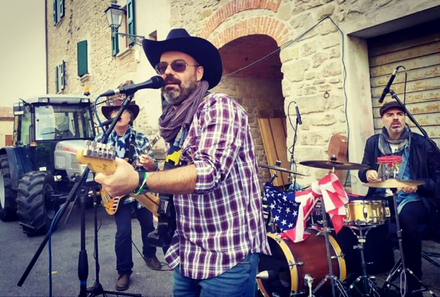 COUNTRYBUTI — photo 2
