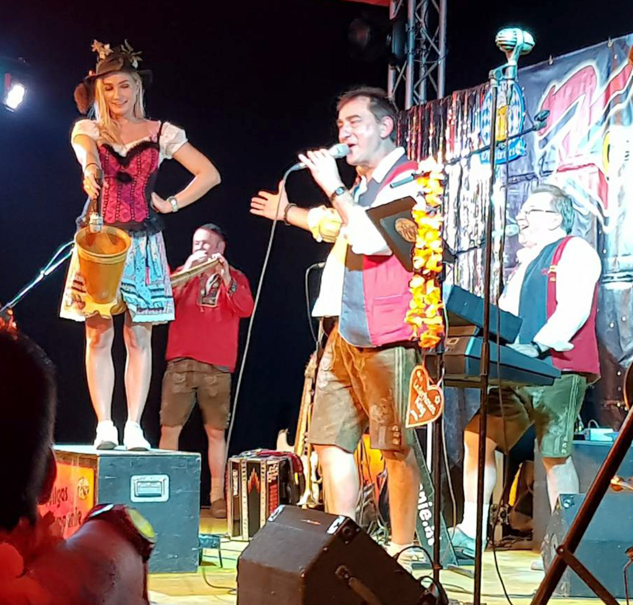 Vollgas Kompanie - Show, Volksmusik, Schlager, Tanzmusik, Party, Oktoberfeststim — photo 8