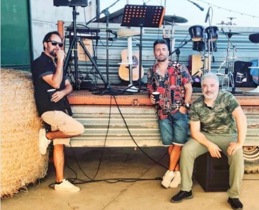 On The River Acoustic Trio — photo 3