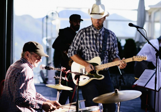 Hillbilly Court - Genuine Country Music — photo 2