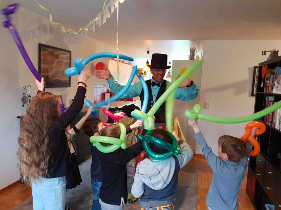 Clown freddo le magicien — photo 9