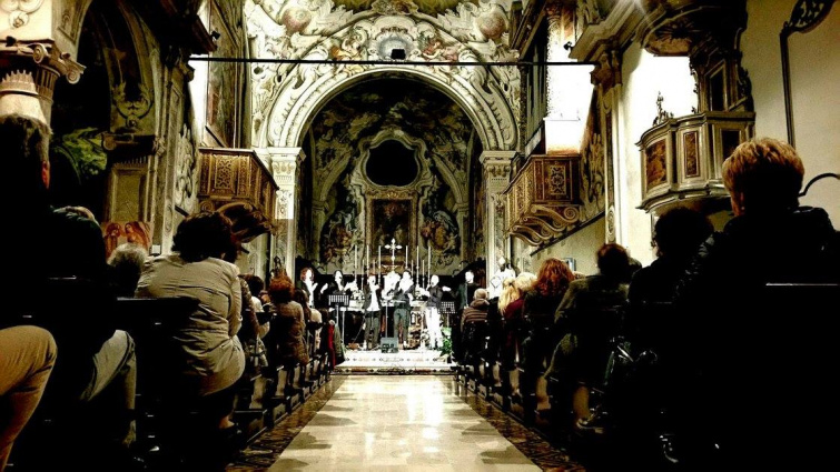 The Gospel Light Vocal Ensemble — photo 9