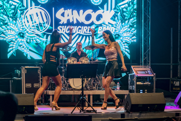 Sanook Showgirls Band — photo 9