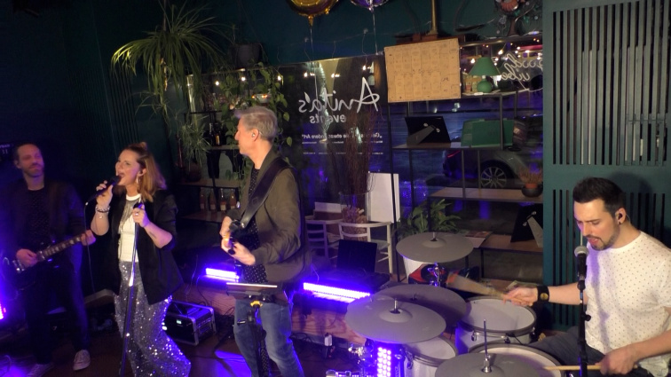 ANYplay — Liveband für Vereinsfeste &amp;amp; Firmenfeiern — photo 7