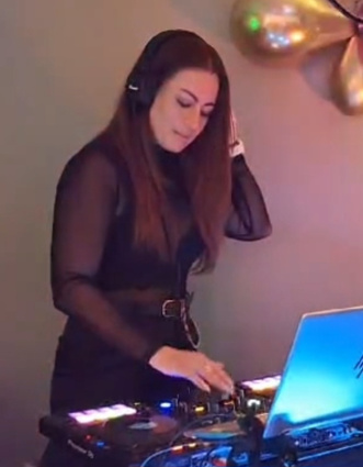 DJ Hazel — photo 3