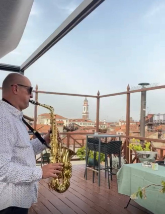 VIOLINISTA PIANO SAX VOCE ARPA CHITARRA — photo 4