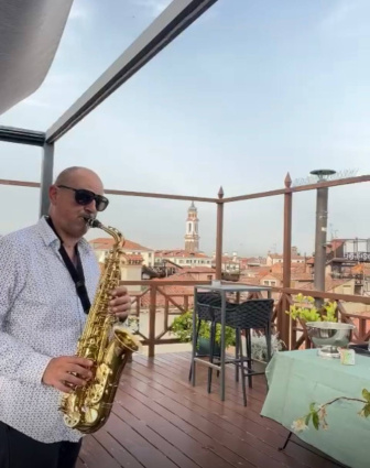 VIOLINISTA PIANO SAX VOCE ARPA CHITARRA — photo 9