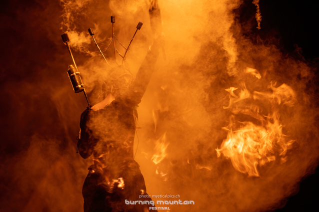 Yantra Fire&amp;amp;Art — photo 13