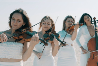 Azul Strings
